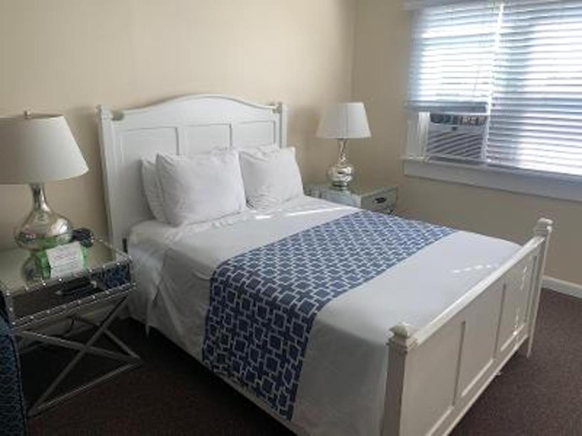 Clegg'S Hotel Ocean Beach Екстер'єр фото